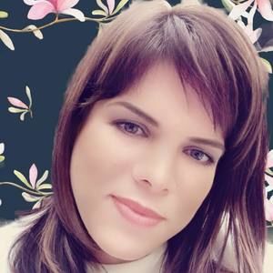 Meet your Posher, Raquel